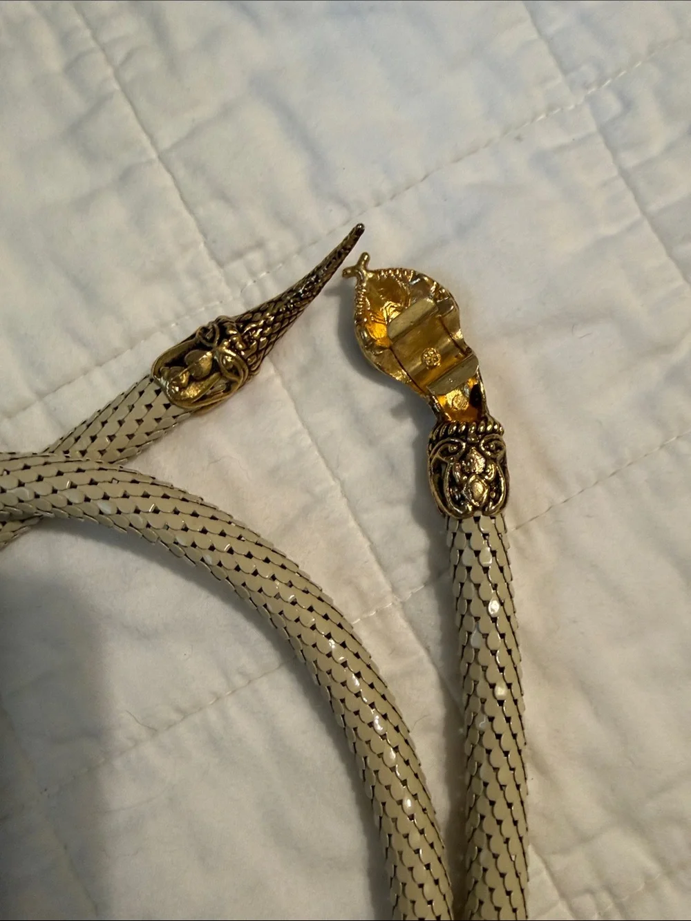 Vintage DL Auld ivory snake mesh belt with blue eyes